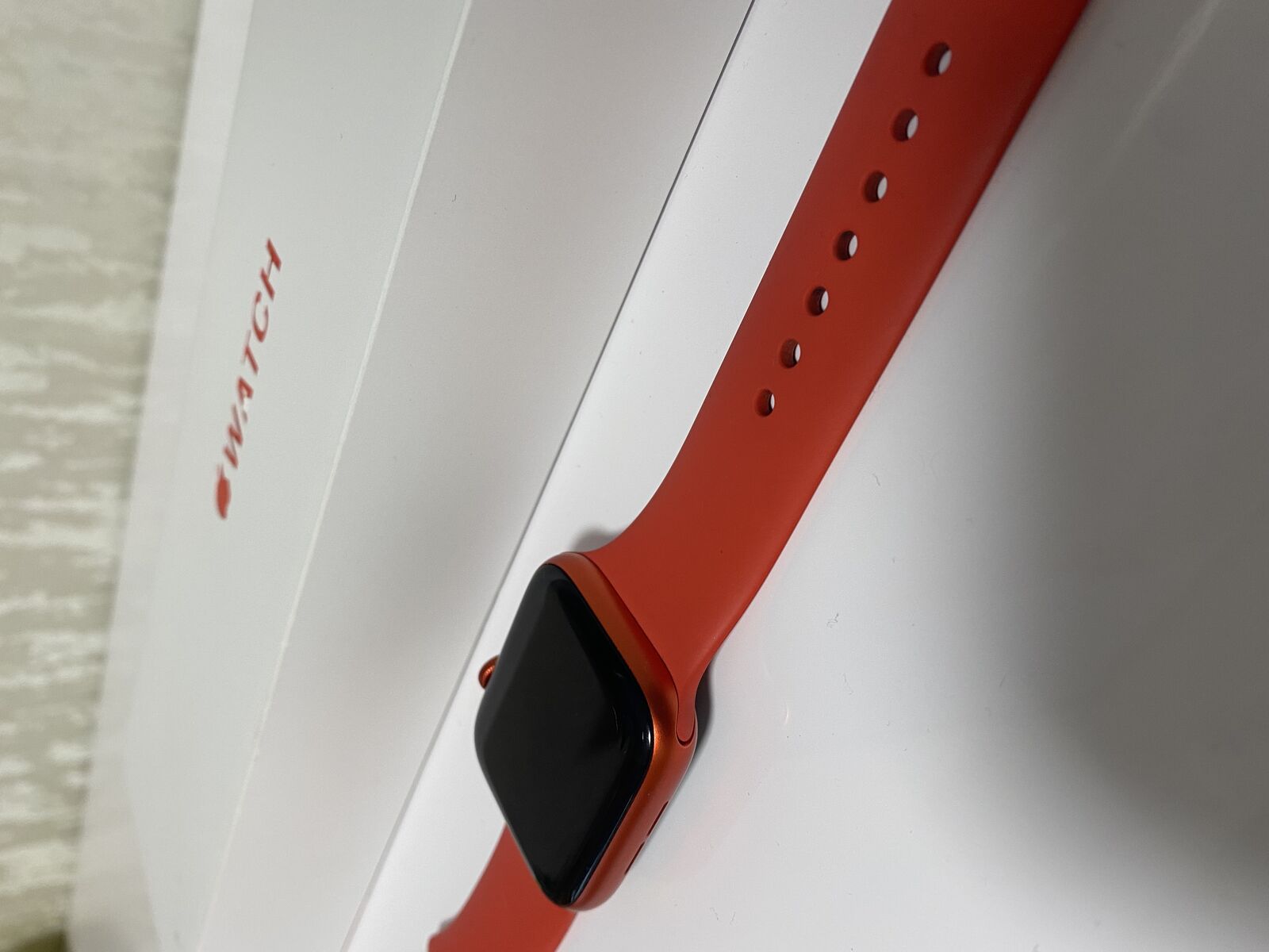 Apple Watch Series 6 44mm PRODUCT(RED) GPS, LTE, Aluminum Case