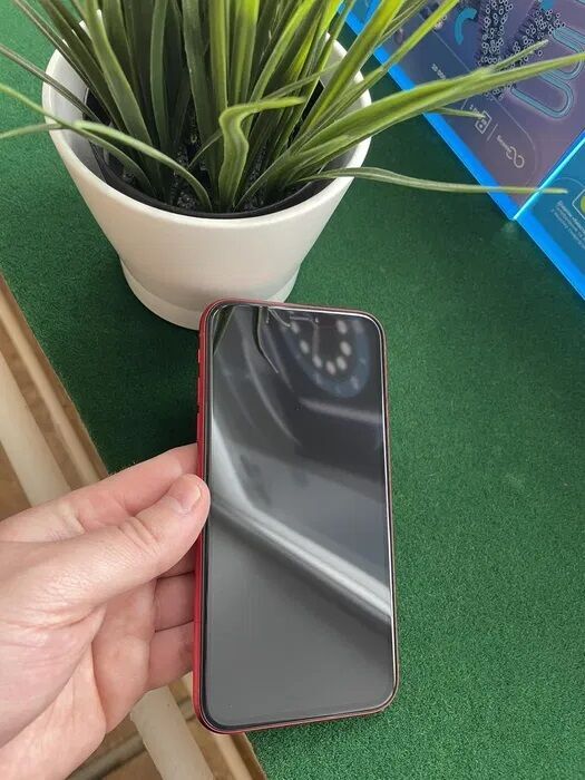 IPhone XR 64gb Red Идеальный