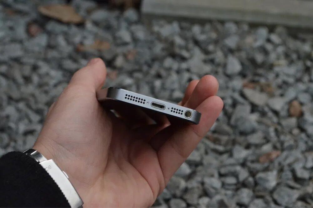 IPhone 5S 16gb Space Gray Идеальный