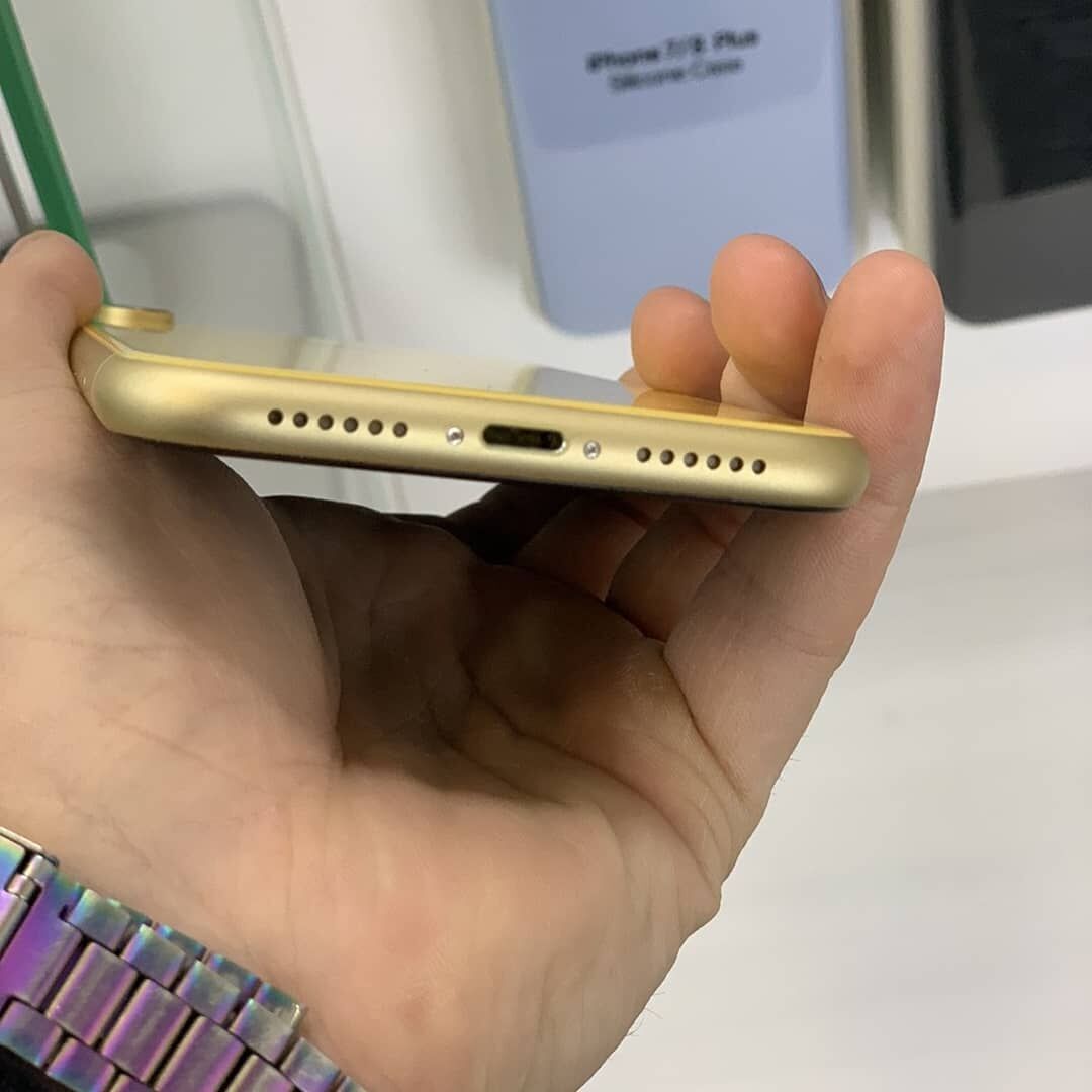 IPhone XR 64gb Yellow Идеальный