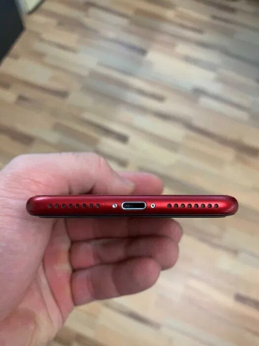 IPhone 8 Plus 64gb Red Идеальный