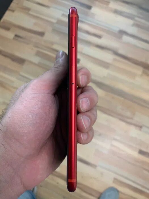 IPhone 8 Plus 64gb Red Идеальный