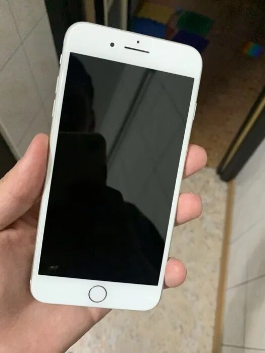 IPhone 8 Plus 256gb Silver Идеальный