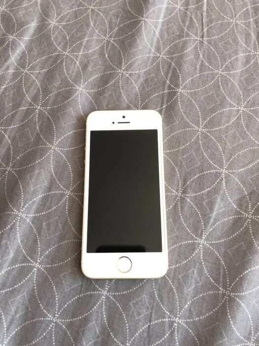 IPhone SE 64gb Gold Идеальный