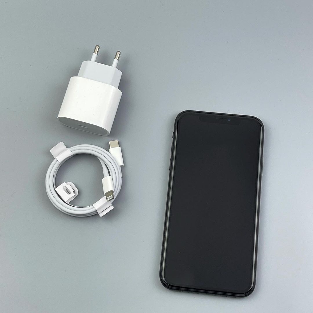 IPhone XR 128gb Black Идеальный