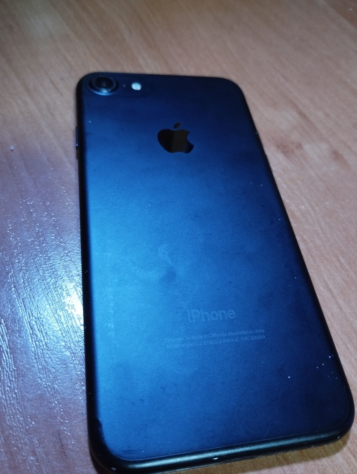 iPhone 7  128гб