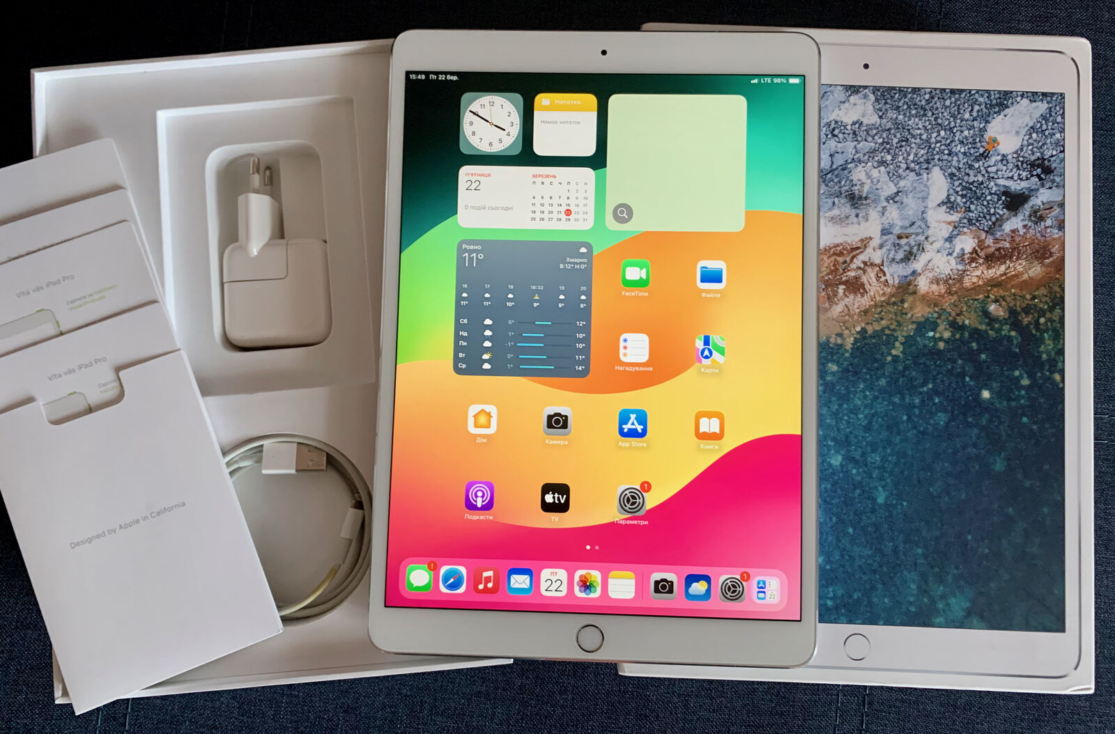 iPad Pro 10.5 64gb LTE 4G НОВИЙстан повний оригінал комплект