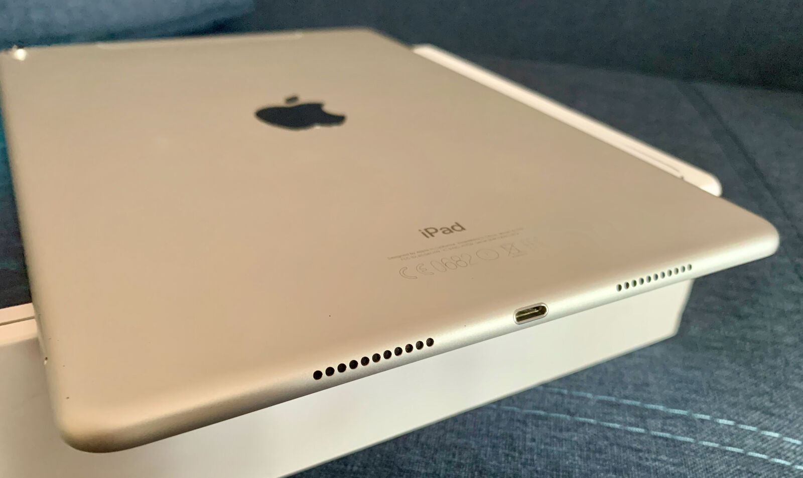 iPad Pro 10.5 64gb LTE 4G НОВИЙстан повний оригінал комплект