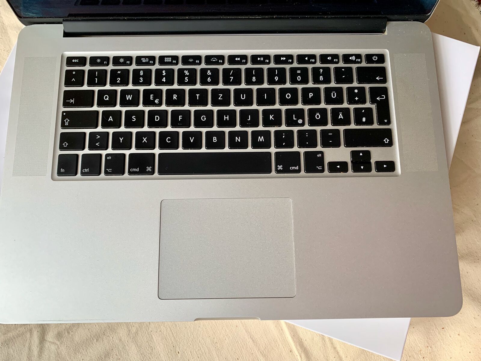 Macbook Pro 15 2014 16/256 повн комплект Гарний стан
