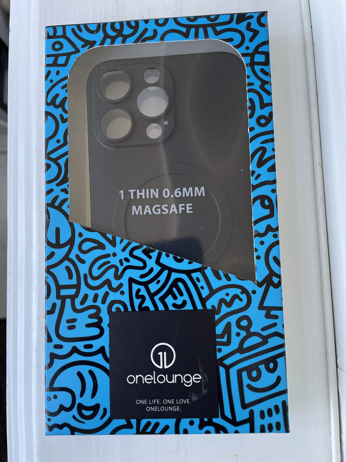 Чехол oneLounge 1Thin 0.6mm MagSafe Black для iPhone 14 Pro Max