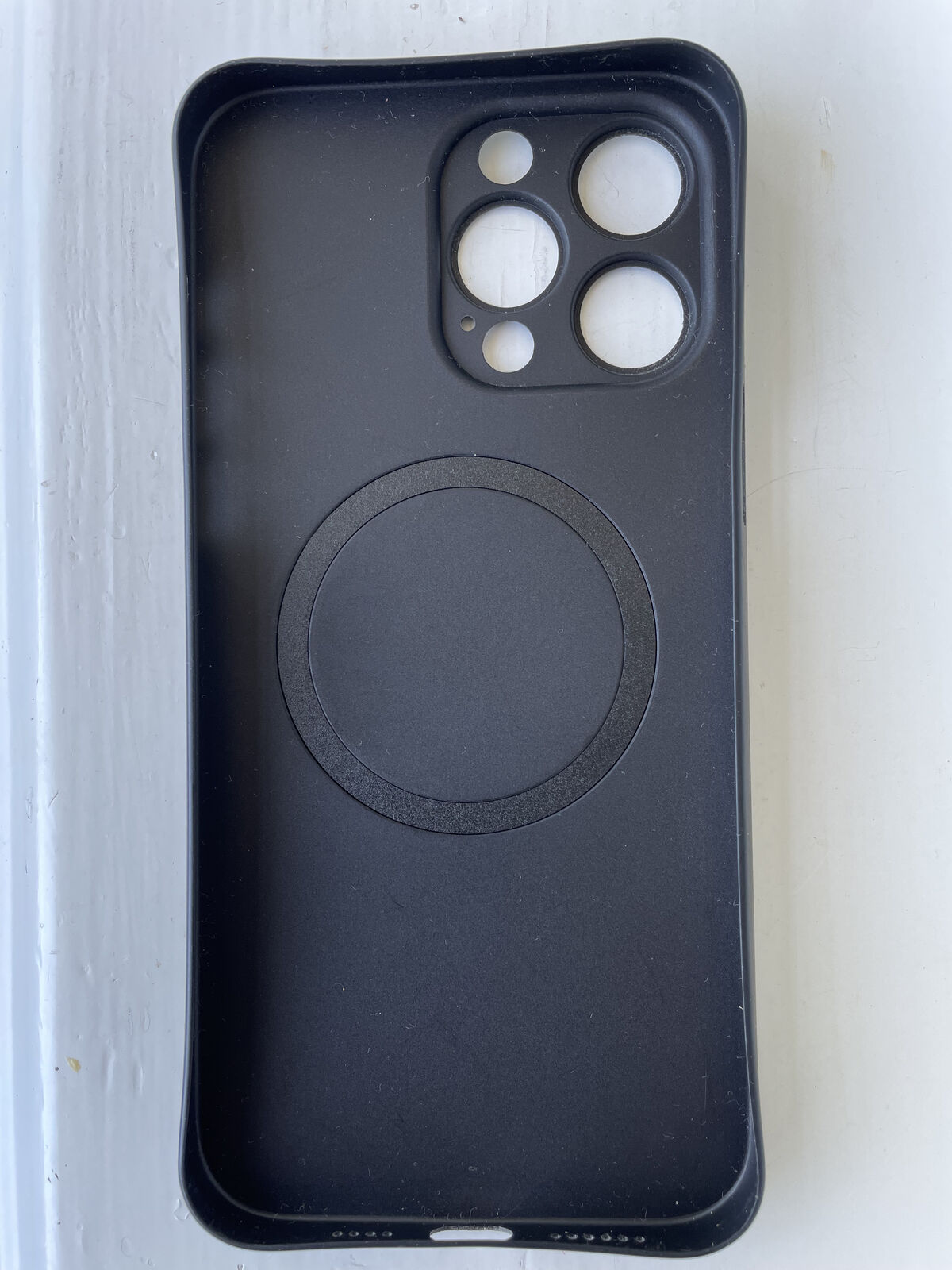 Чехол oneLounge 1Thin 0.6mm MagSafe Black для iPhone 14 Pro Max