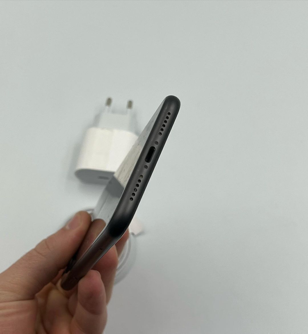 IPhone 11 64gb Black Идеальный 