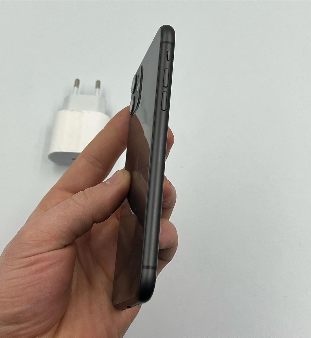 IPhone 11 64gb Black Идеальный 