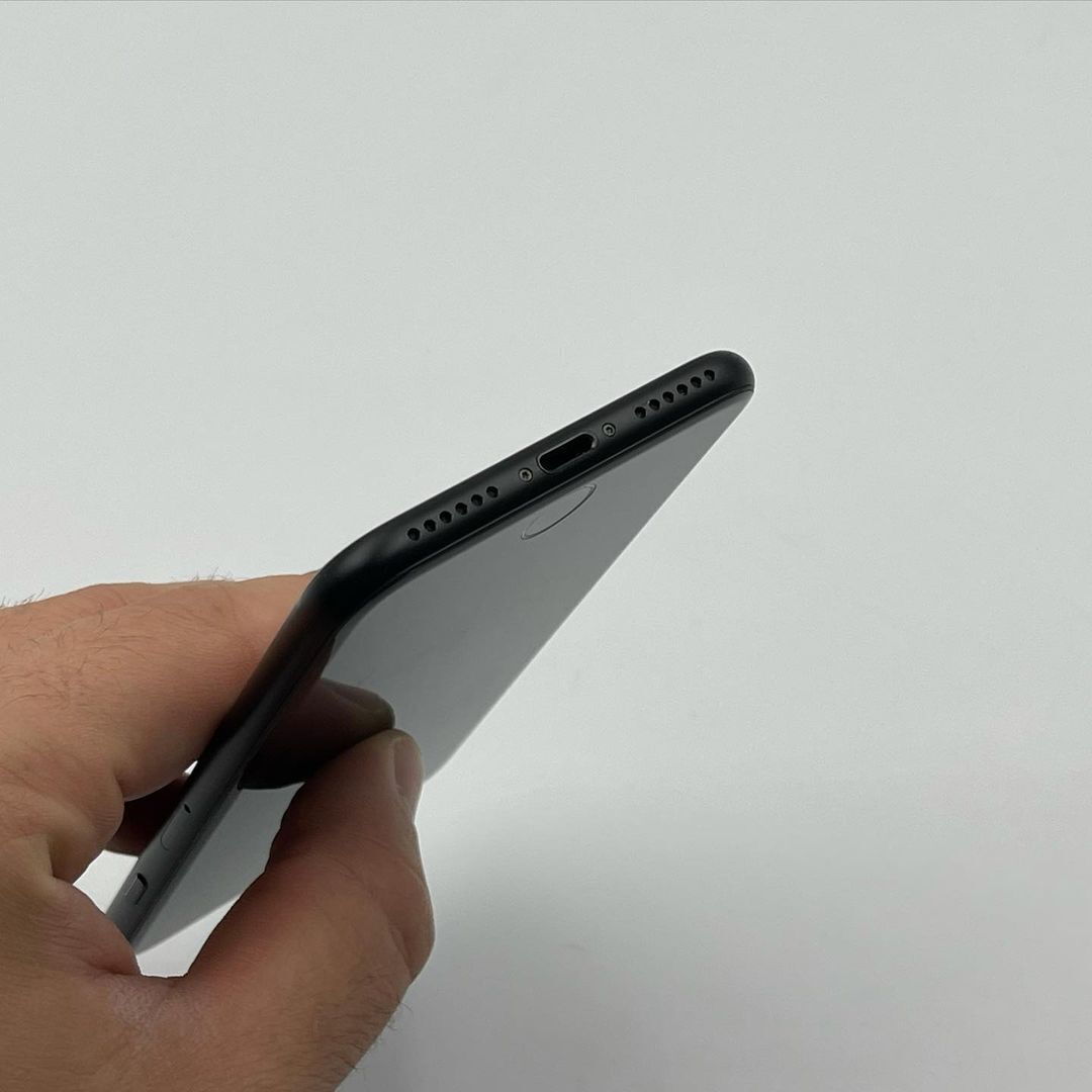 IPhone 7 128gb Matt Black Идеальный 