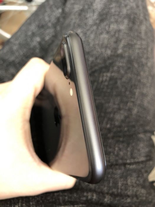 Продам iPhone 8 Plus 64GB 