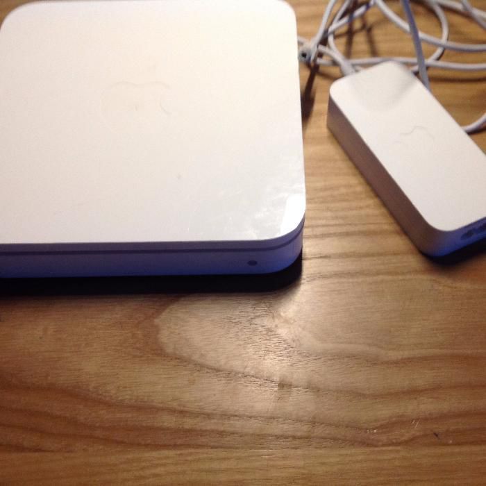 Роутер Apple AirPort Extreme Base Station 1354 