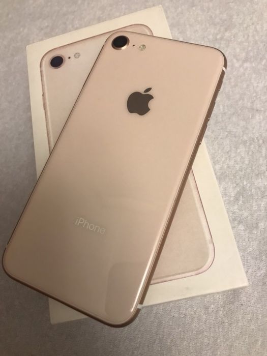 IPhone 8 256GB Gold Neverlock идеал