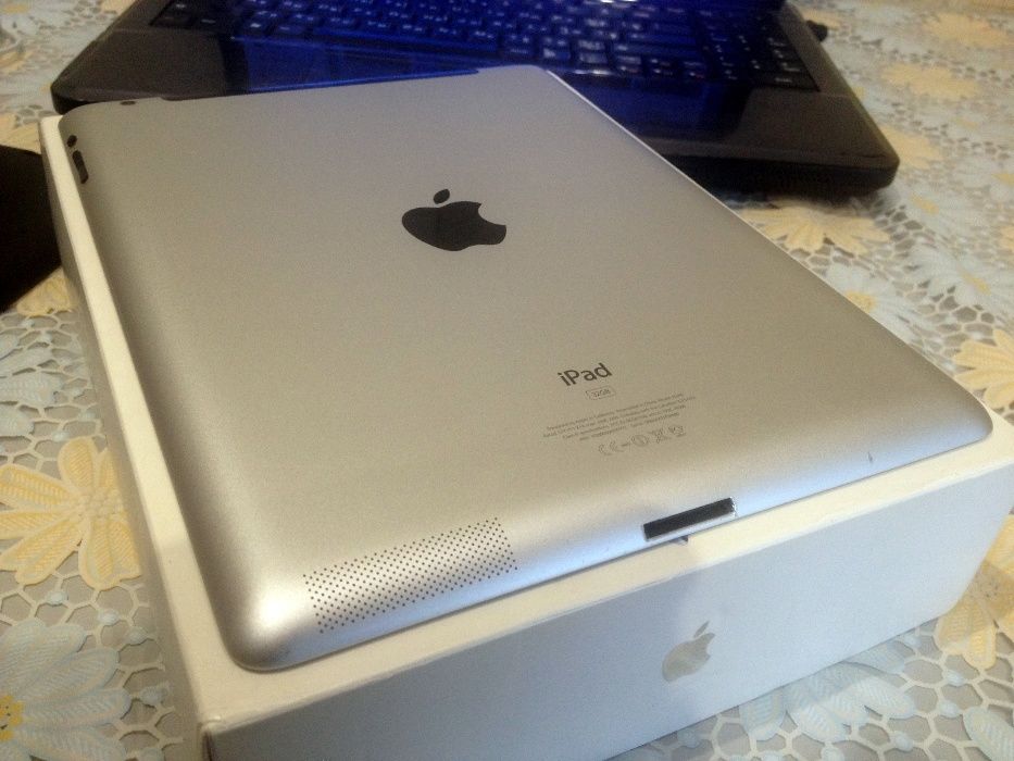 IPad 2 3g 16gb Срочно! Торг 