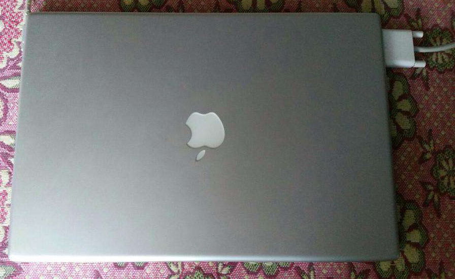 MacBook Pro 15 Core 2 Duo