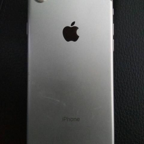 Iphone 7 128 gb silver 