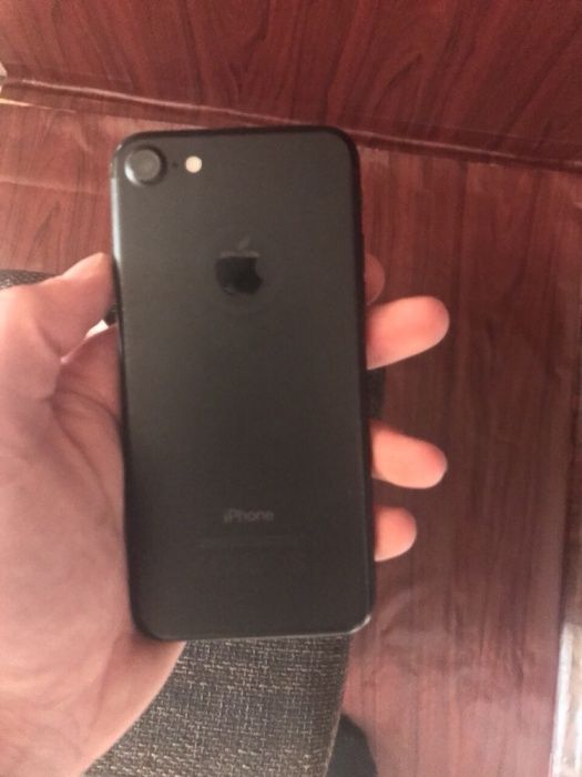 Продам iPhone 7 32gb NEVERLOCK