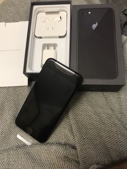 Новый iPhone 8 Space Gray 256 Gb не активированный