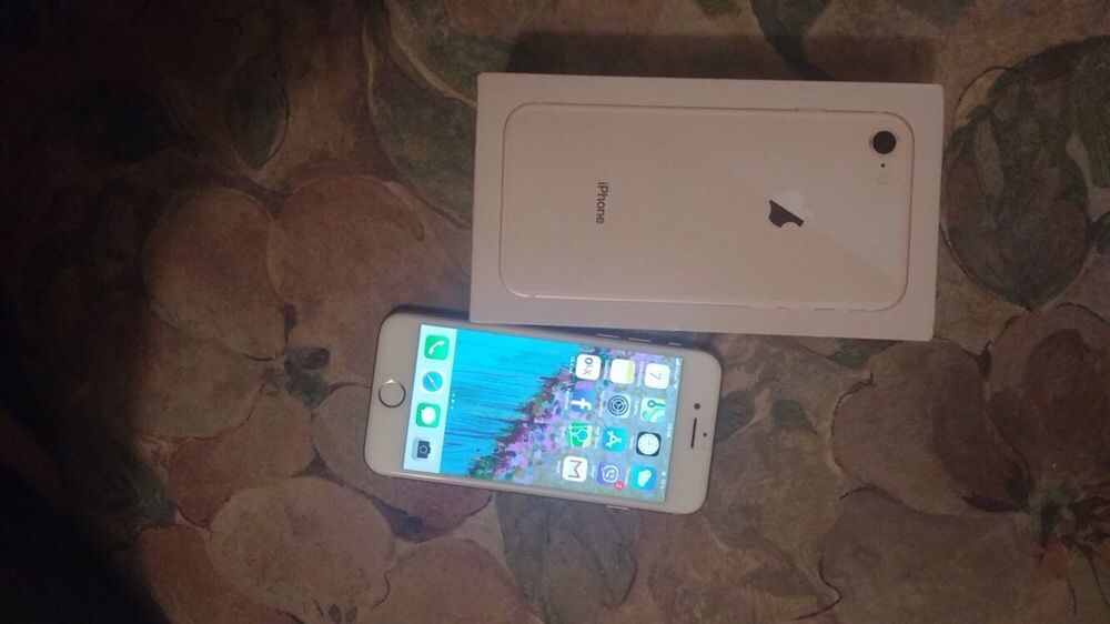 IPhone 8 64gb Rose Gold новый 