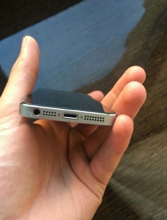 IPhone 5s32gb торг
