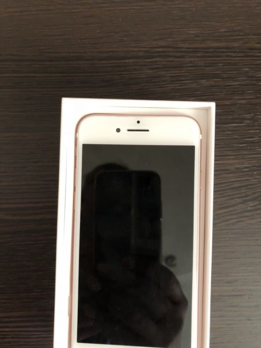 Apple IPhone 7 оригинал 