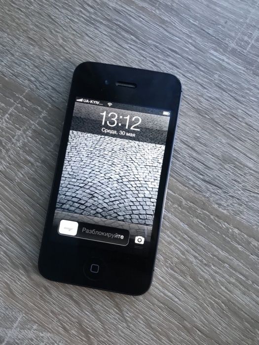IPhone 4s 16Gb Neverlock iOS 6.1.3 отличное состояние 