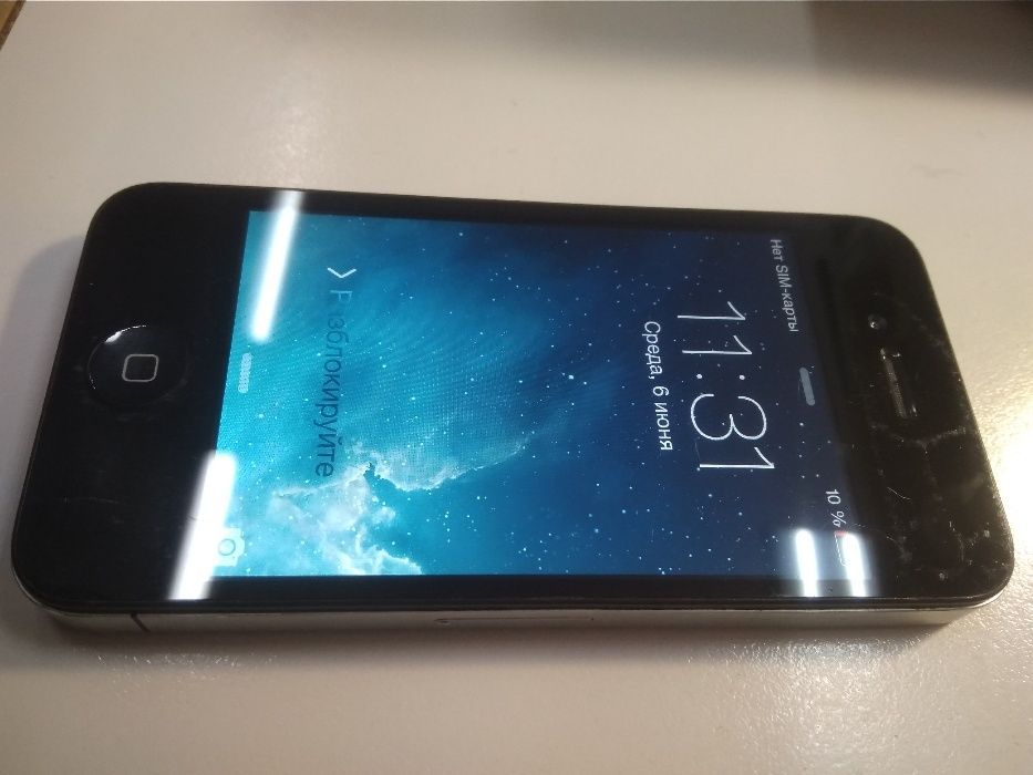 IPhone 4, 8GB, новая батарея 
