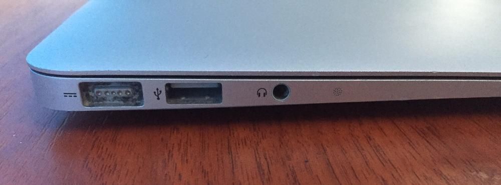 Apple MacBook Air 11