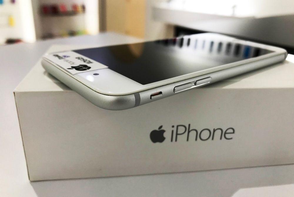 Оригінальний iPhone 6 64Gb Silver