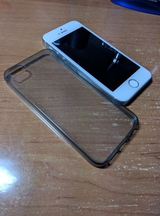 Продам iphone 5s 32 гб 