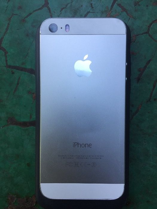 Продаю iphone5s 32gb 