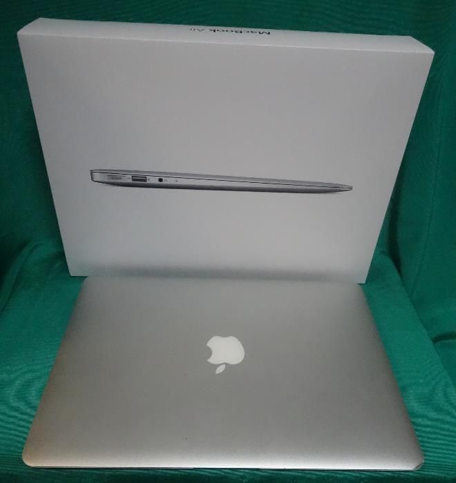 Продам Apple MacBook Air 13,3''/ 1,8GHz-i5 / 4Gb/ 128Gb 