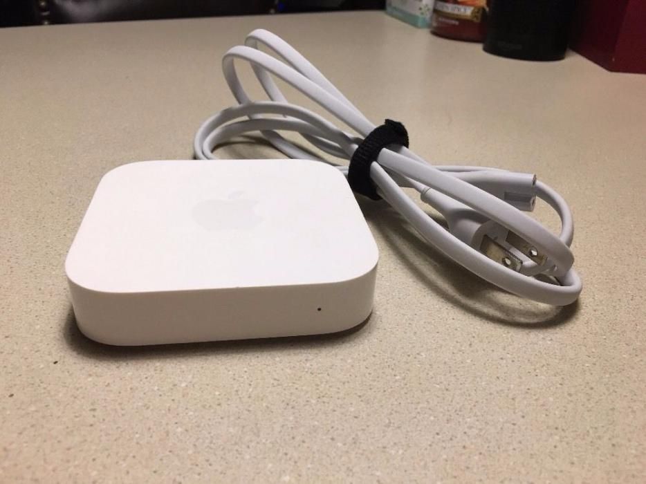 Базовая станция с аудиовыходом Apple Airport Express последнее пок 