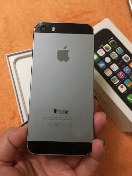 Айфон 5s 16gb space gray 