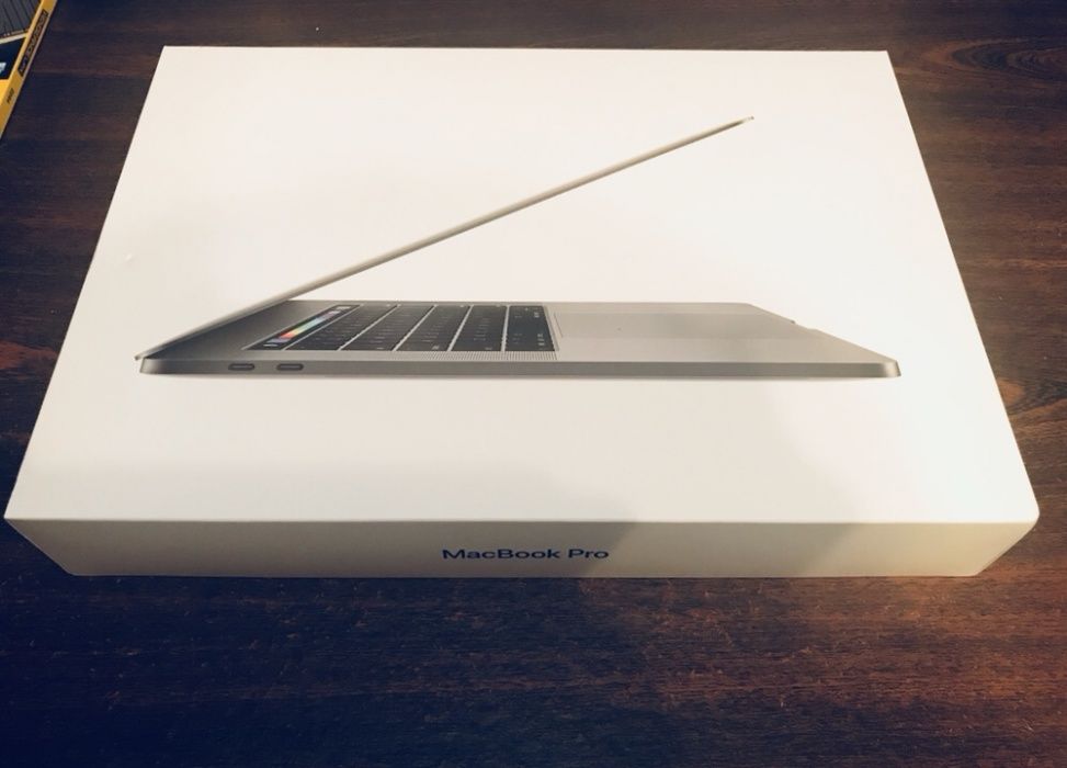 Apple MacBook Pro 15 Retina Space Gray with Touch Bar 2017 (MPTR2LL/A)