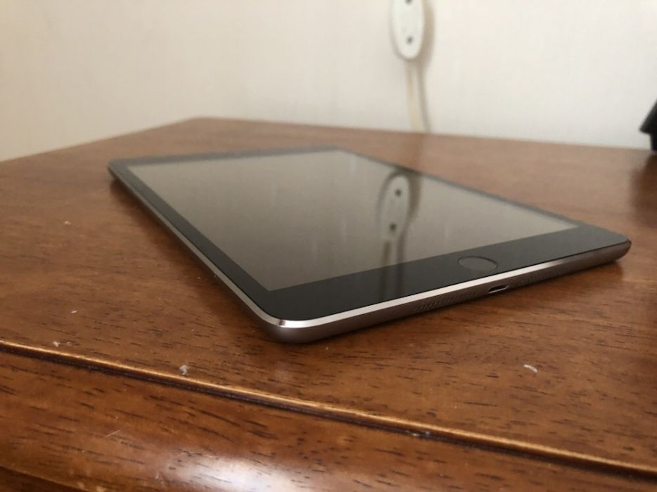 Apple iPad mini 3, A1600 
