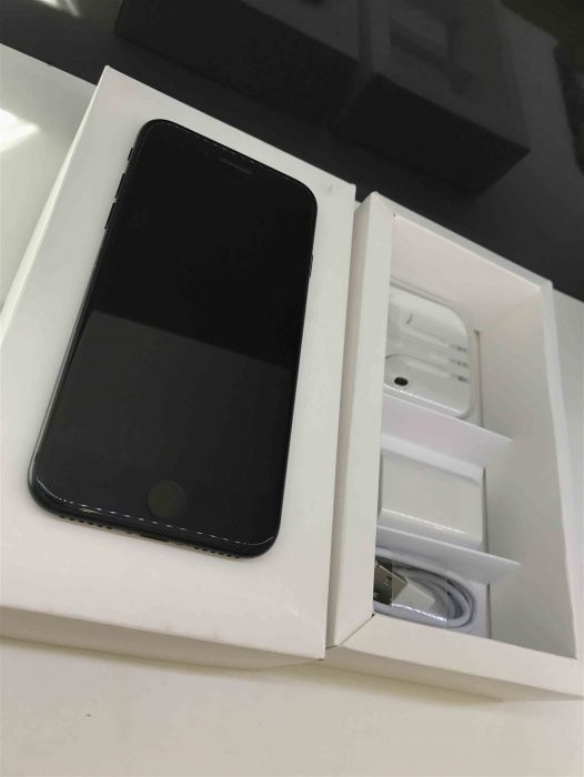Айфон 7 32 gb, 10/10 