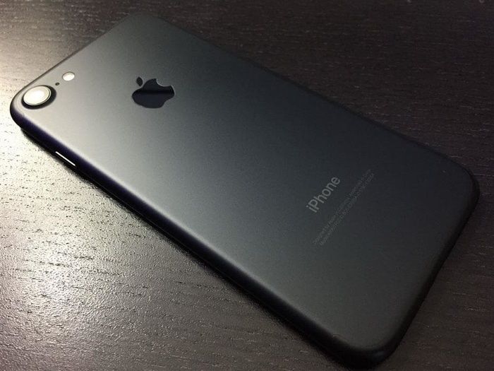 IPhone 7 Black 32 GB. 