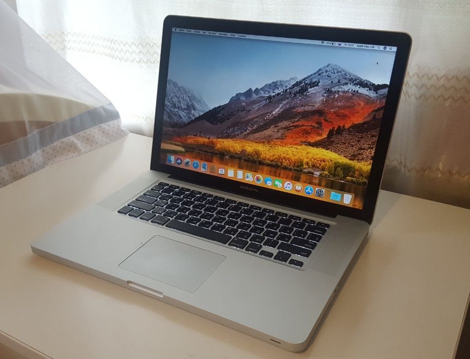 Apple Macbook pro 15,4