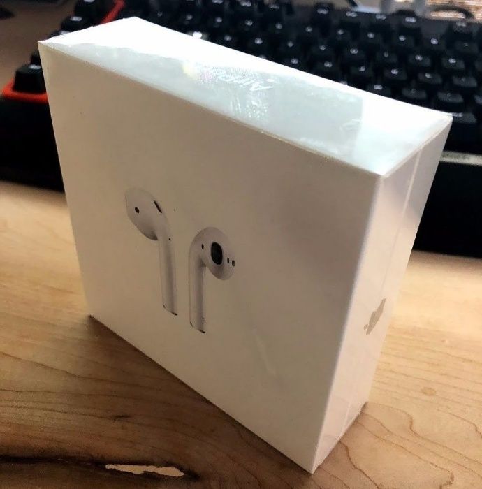 Продам новые Apple AirPods 