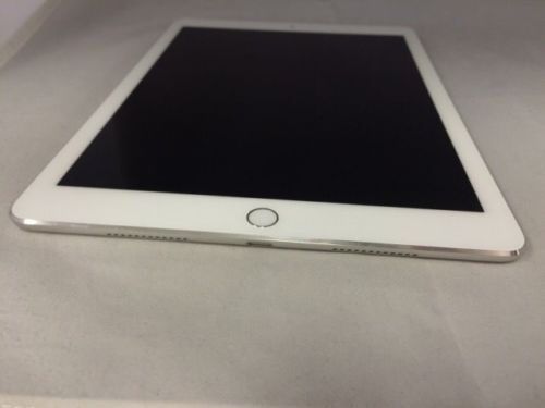 Apple iPad Pro 9.7 (128) Wi-Fi Silver 