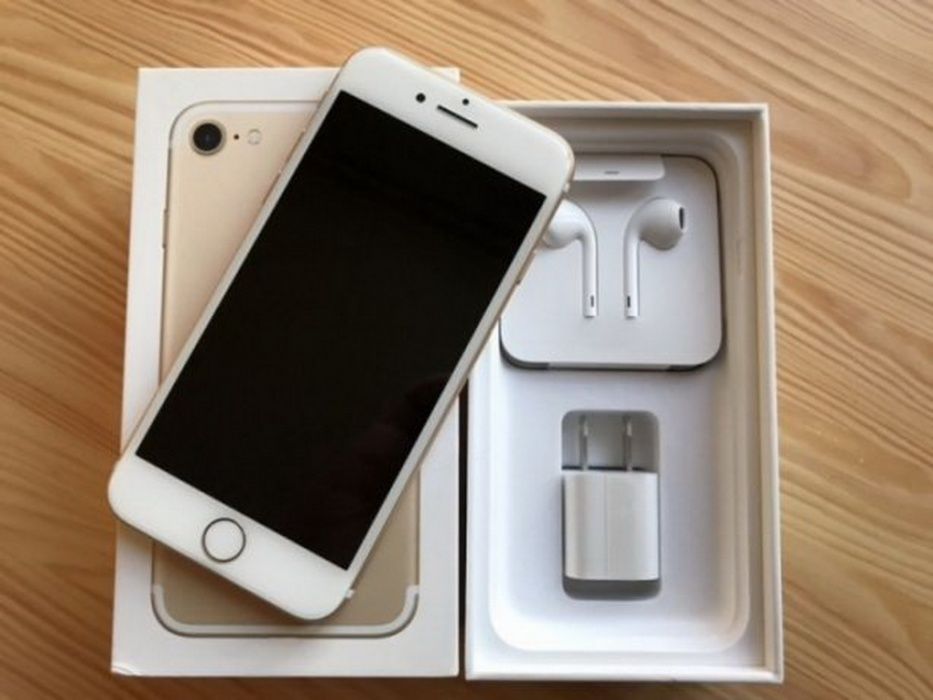 Мoй Apple iPhone 7 Gold 128gb неверлок. Доcтaвка Новой Почтой 