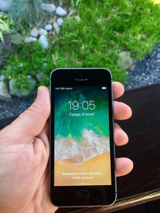 Продам айфон 5s 