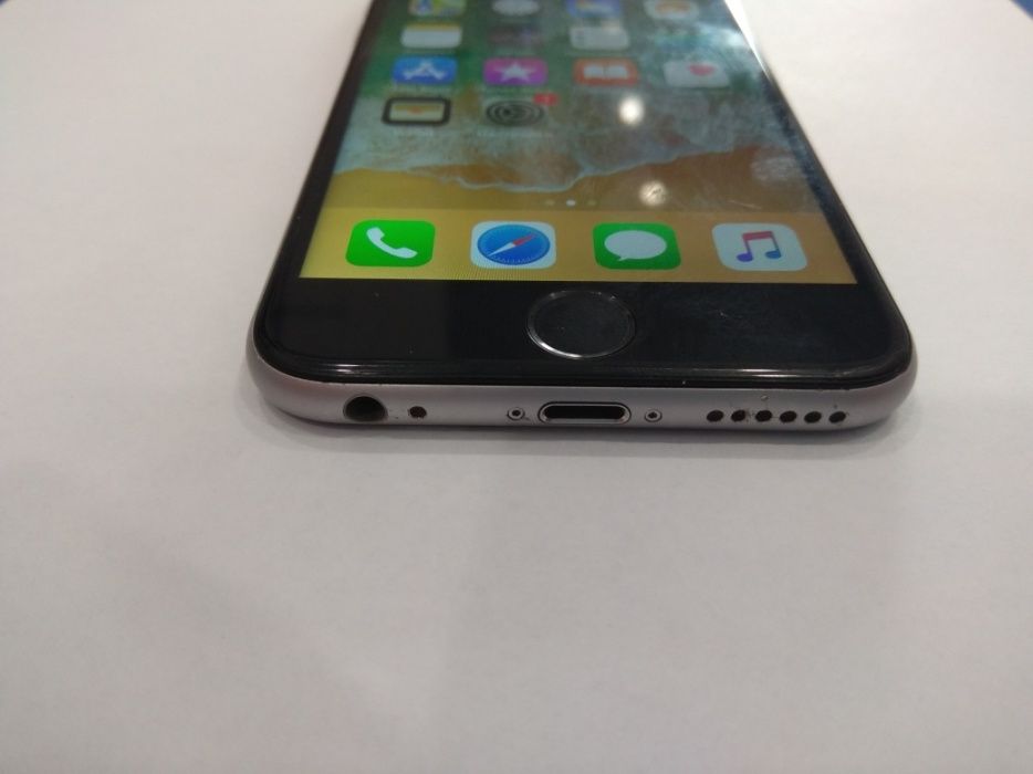 Продам iPhone 6s 16gb 