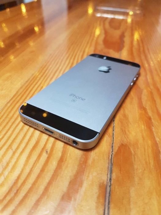 IPhone SE 32 Идеал 