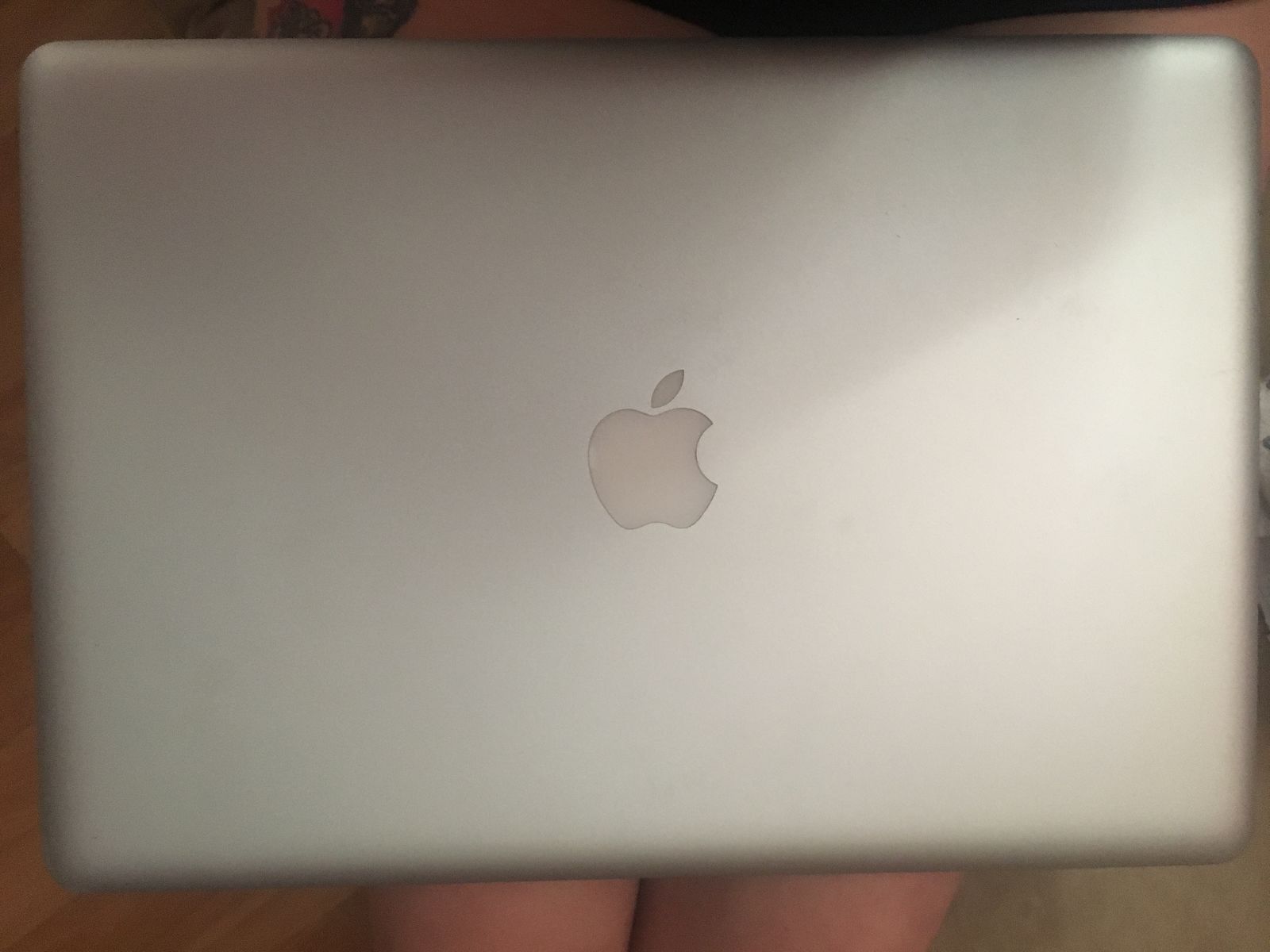 Продаю MacBook Pro 17” конец 2010